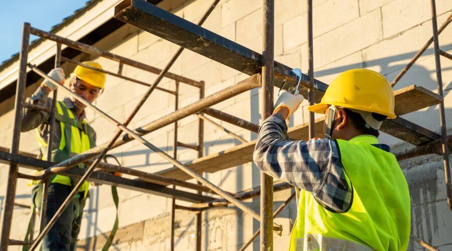 Professional residential roofers in Irwin, OH